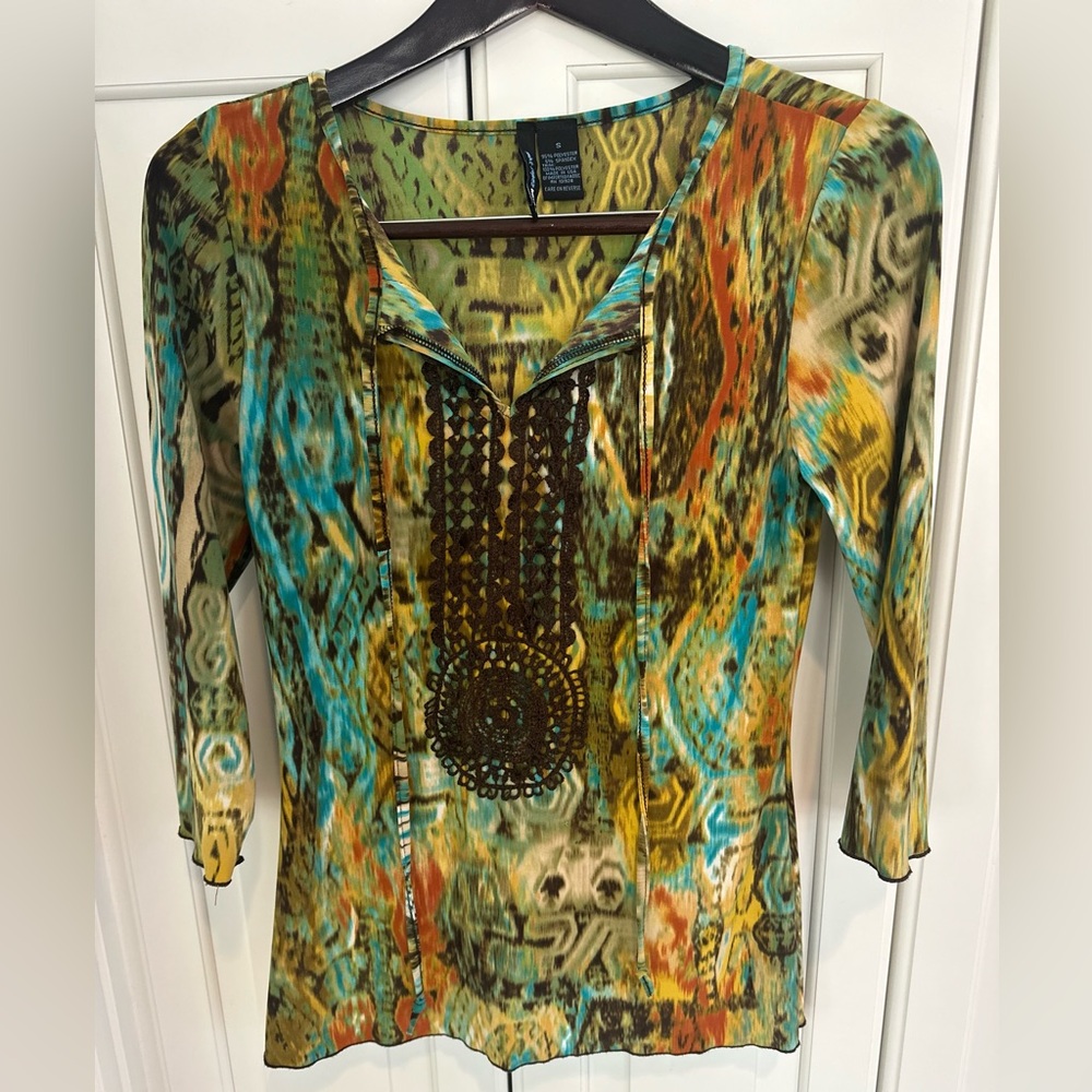 Multicolor fun vibrant top